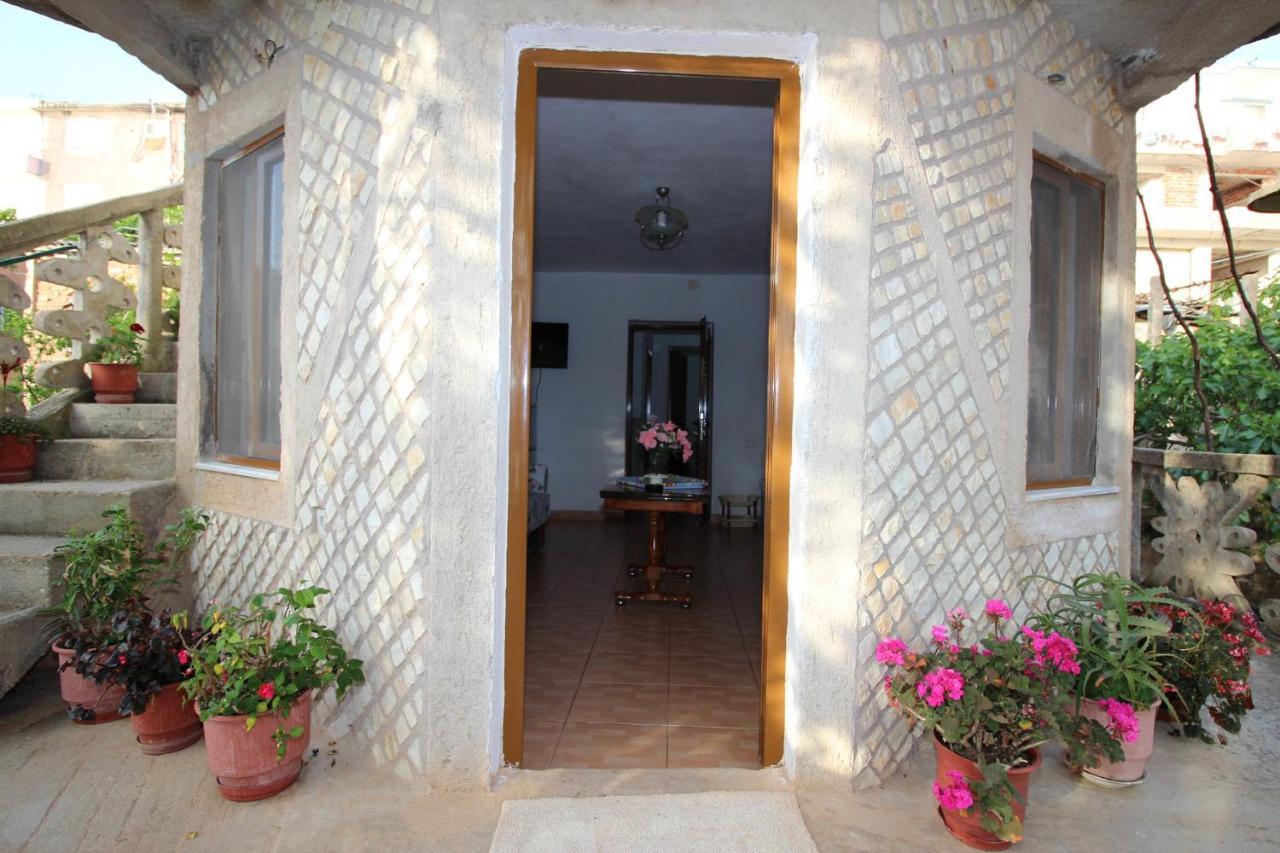 Mustafaraj Apartments Ksamil Quarto foto