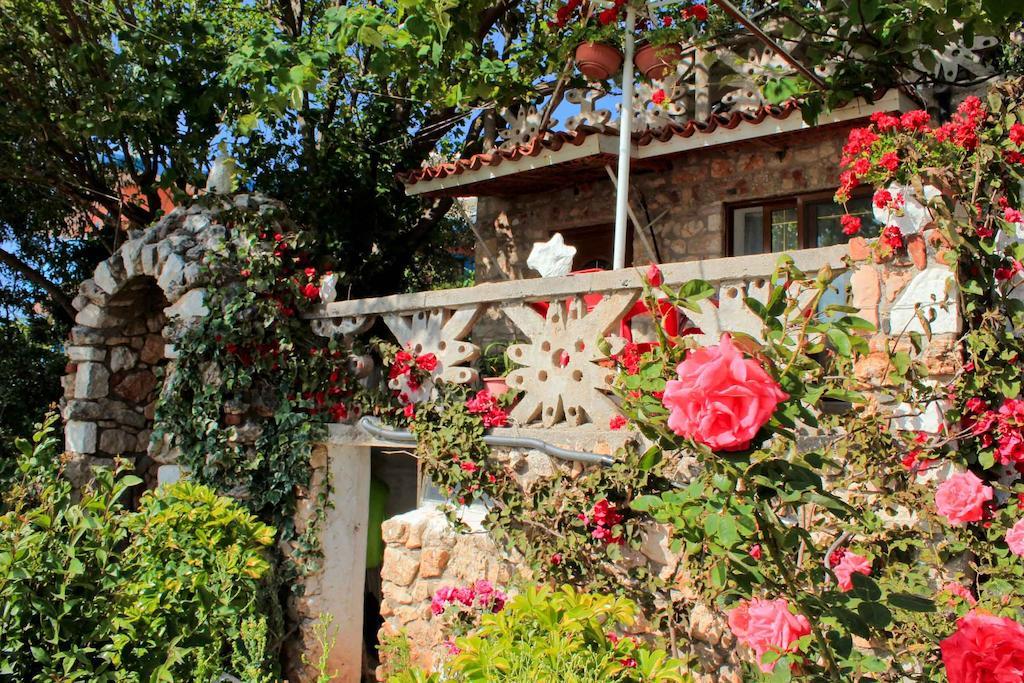 Mustafaraj Apartments Ksamil Quarto foto